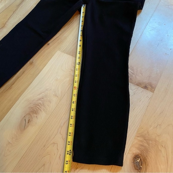 Eileen Fisher Cropped/Ankle Black Ribbed Pants - Picture 9 of 10